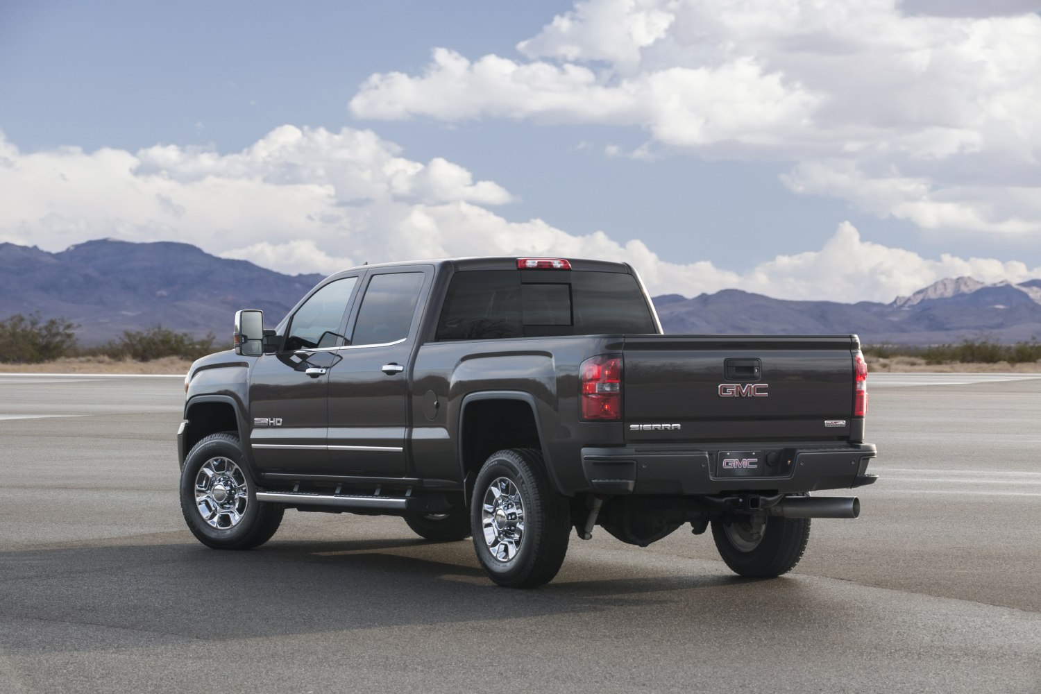 GMC Sierra 2500HD technical specifications and fuel economy